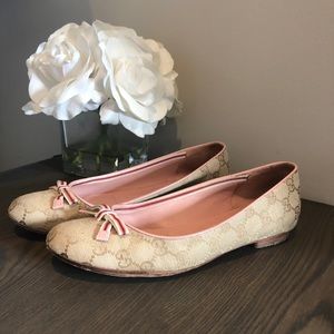 Gucci Logo Flats
